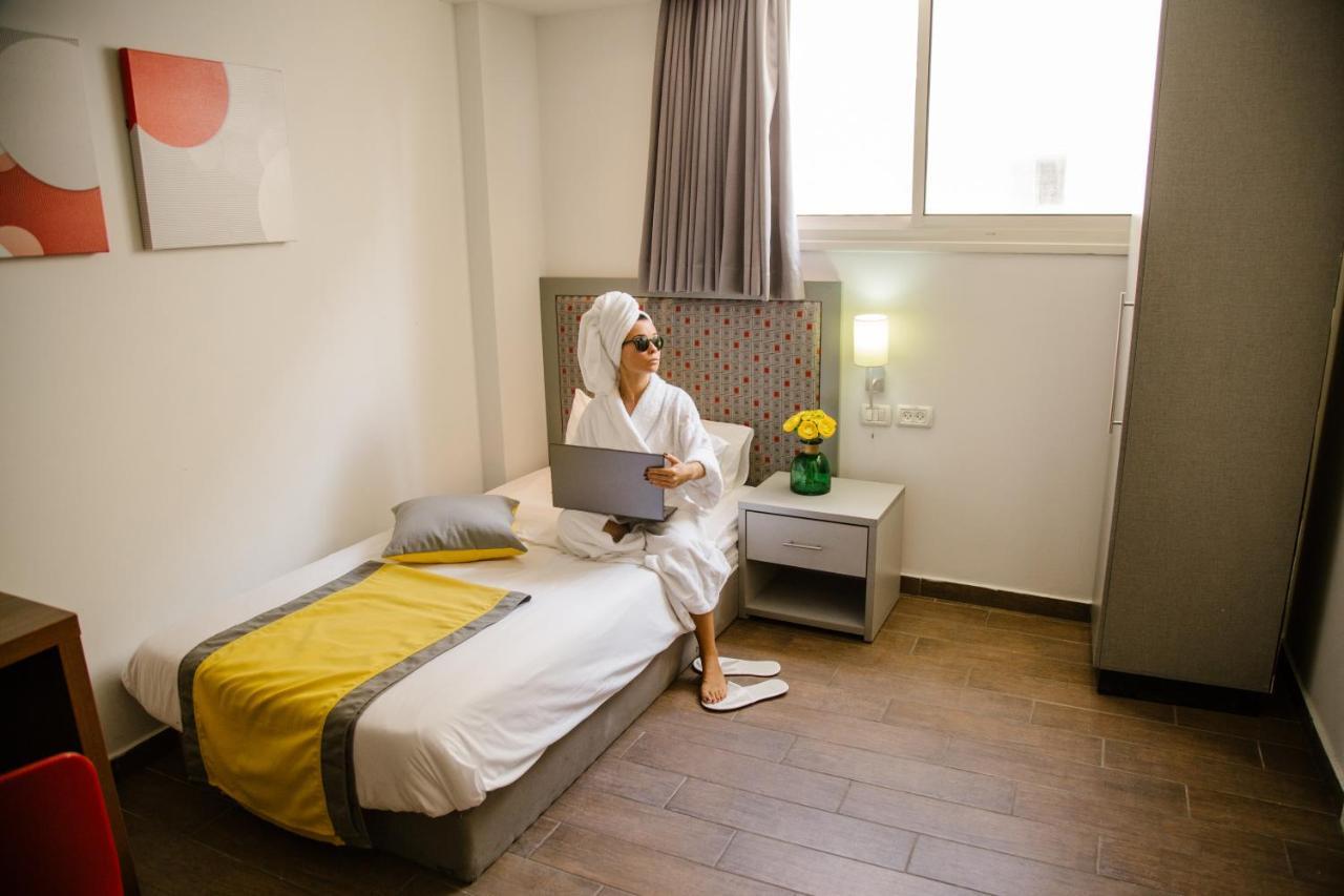Maris Hotel ハイファ エクステリア 写真